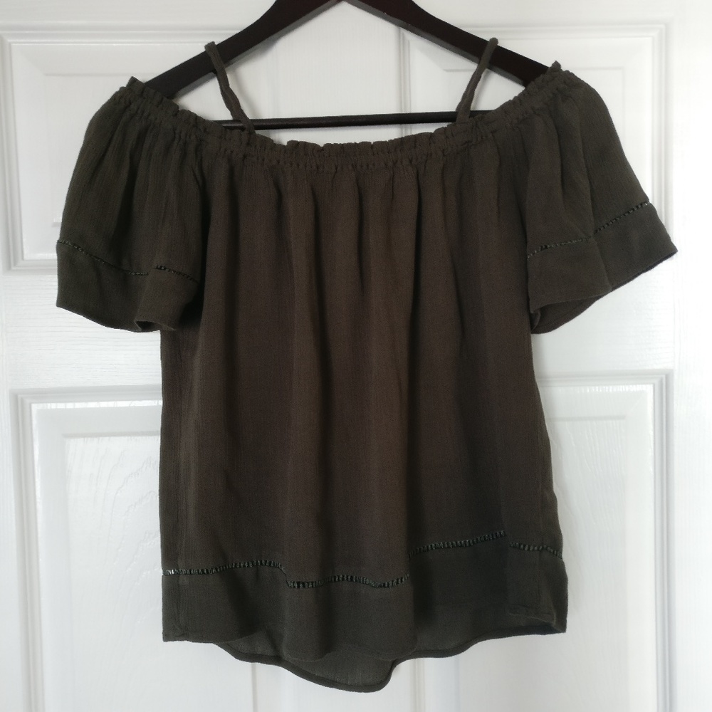 Gibson Off-the-Shoulder Blouse